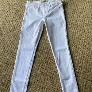 Abercrombie & Fitch super skinny jeans.